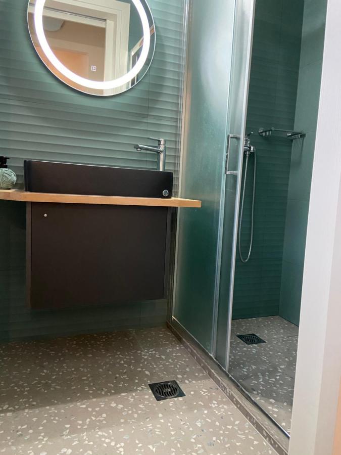 Elegant Rooms 阿尔戈斯托利翁 外观 照片